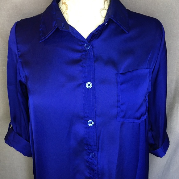 ✨ Royal Blue Women’s Over Sized Silky Night Shirt - Picture 5 of 5